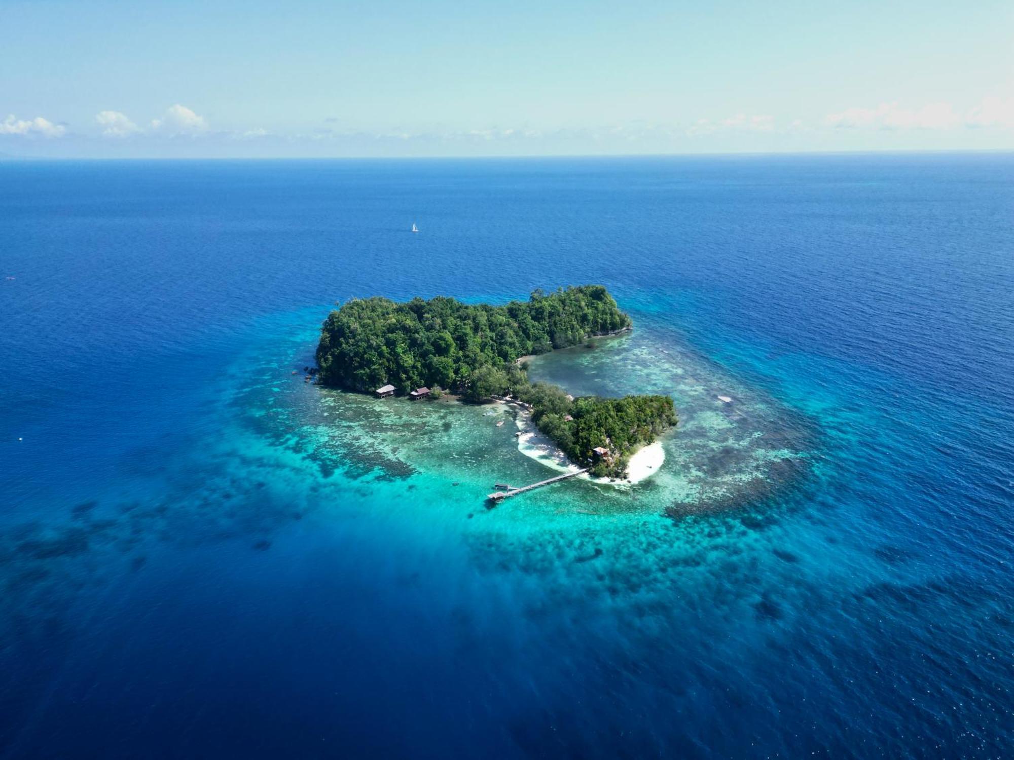 Bolilanga Island Resort - Togean Island Angkayo Exterior foto