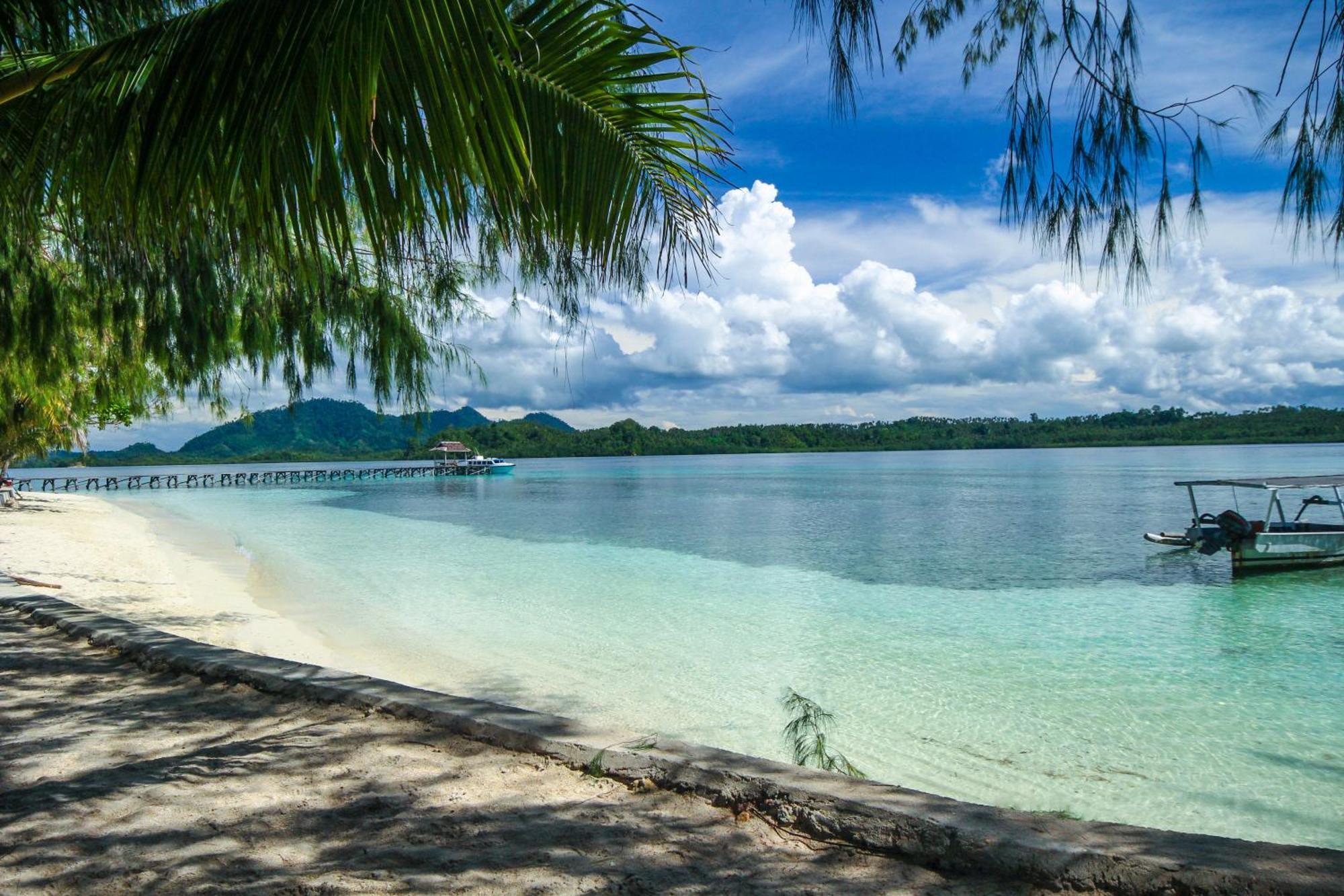 Bolilanga Island Resort - Togean Island Angkayo Exterior foto