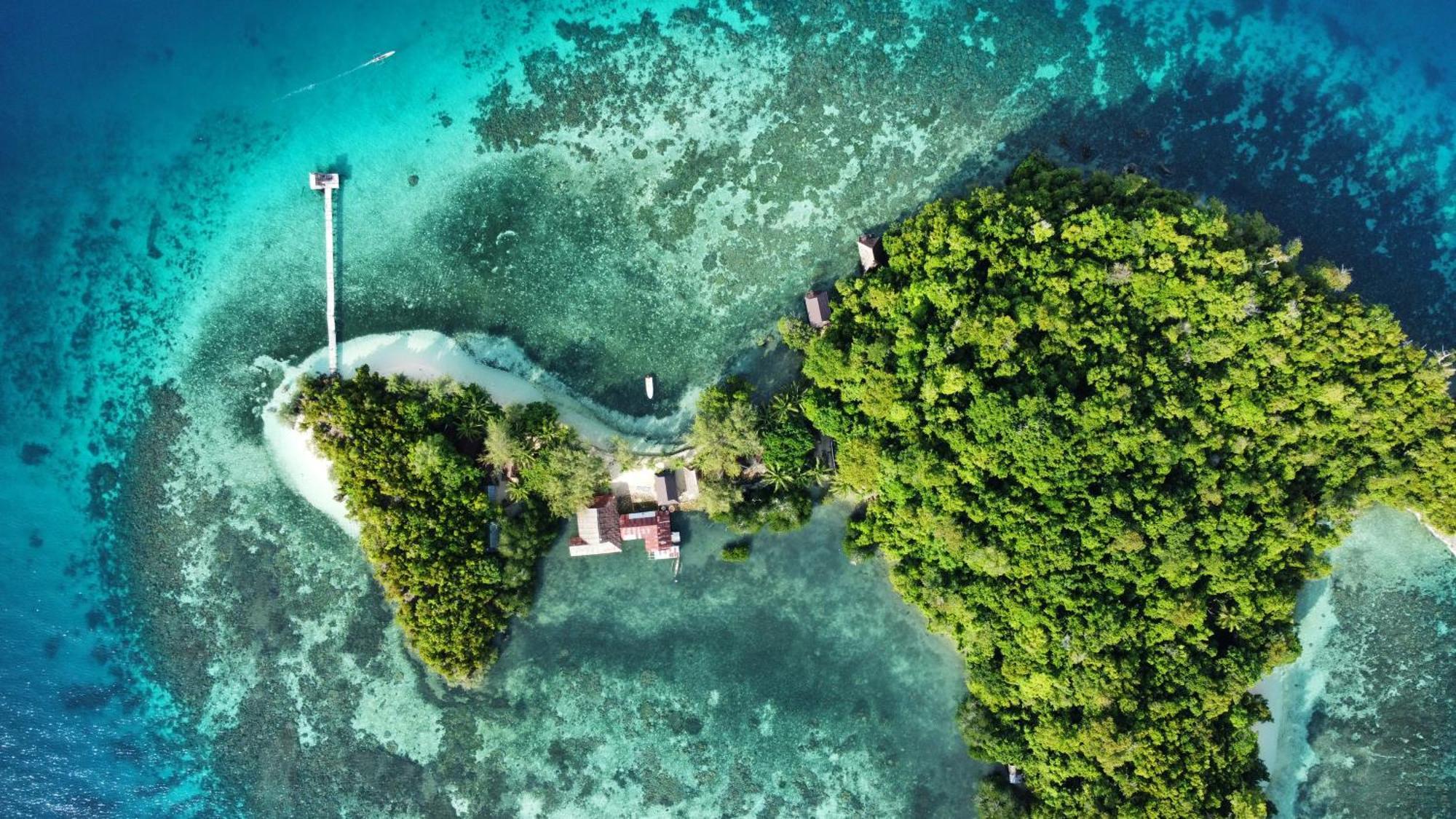Bolilanga Island Resort - Togean Island Angkayo Exterior foto